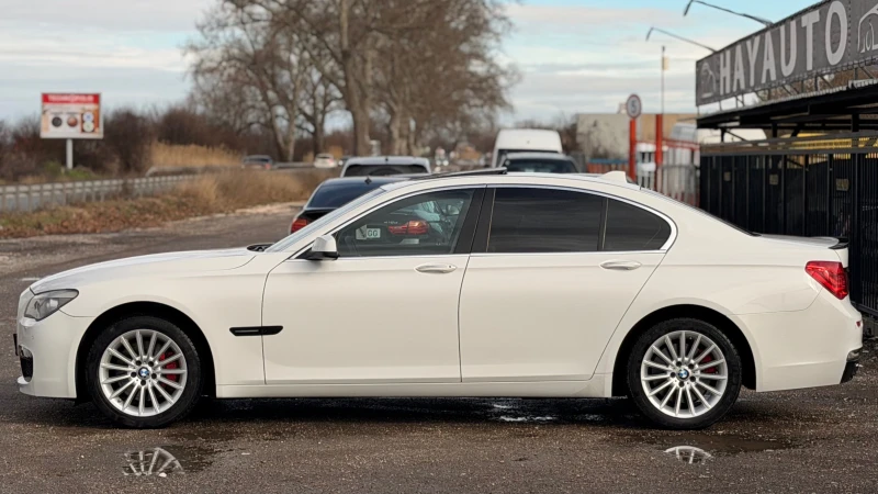 BMW 730 d= M-pack= Distronic= HUD= Keyless= Soft Close= , снимка 8 - Автомобили и джипове - 53267689
