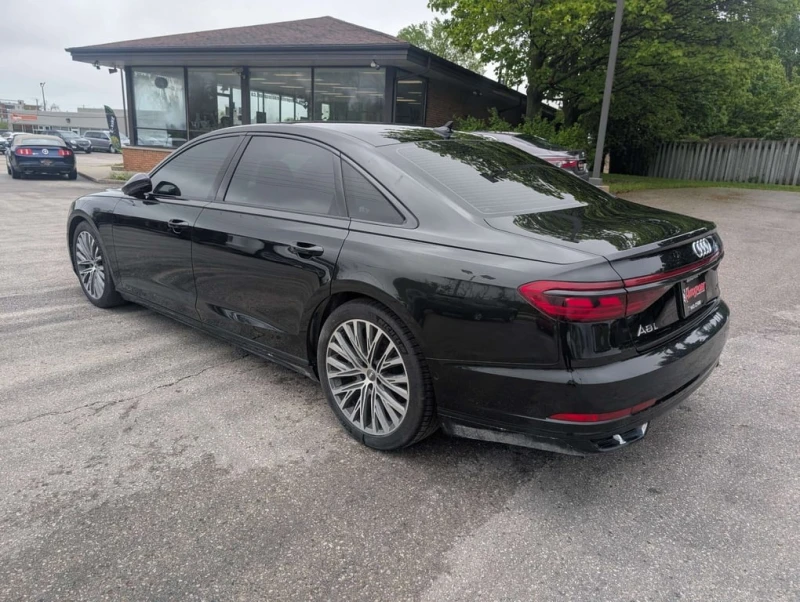Audi A8 Long Black Optic CARFAX, снимка 3 - Автомобили и джипове - 53351136