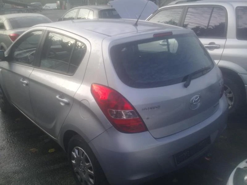 Hyundai I20 1.4 CRDi /1.2i, снимка 11 - Автомобили и джипове - 48320347