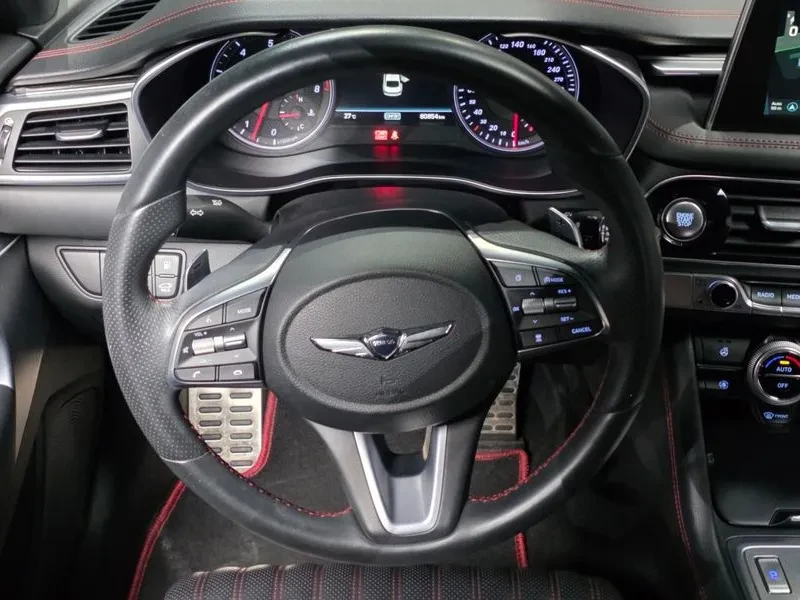 Genesis G70 3.3T Sports Elite, снимка 13 - Автомобили и джипове - 55263950