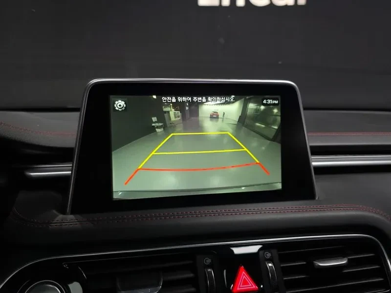 Genesis G70 3.3T Sports Elite, снимка 15 - Автомобили и джипове - 55263950