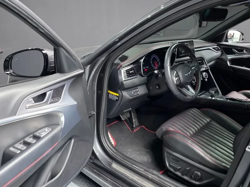 Genesis G70 3.3T Sports Elite, снимка 10 - Автомобили и джипове - 55263950