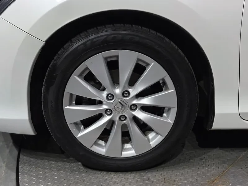 Honda Accord 2.4 - САМО 30% АВАНС, снимка 15 - Автомобили и джипове - 56219958