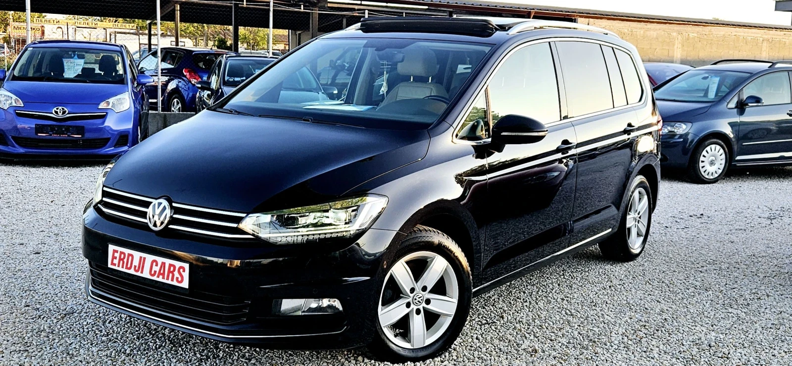 VW Touran 2.0TDI* NAVI* LED* PANORAMA* ДИСТРОНИК * КАМЕРА  - изображение 3