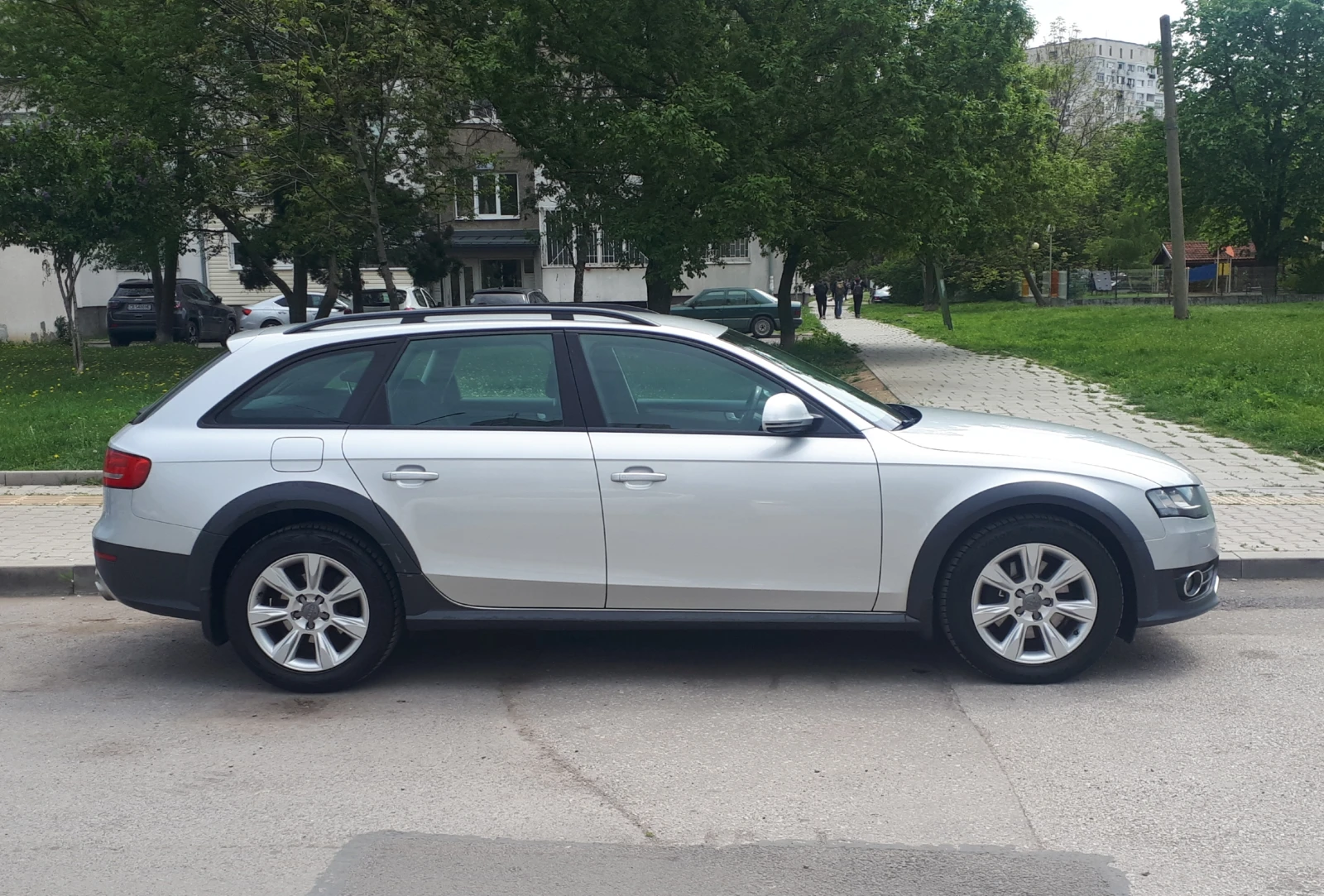 Audi A4 Allroad 3.0TDI Quattro - изображение 5
