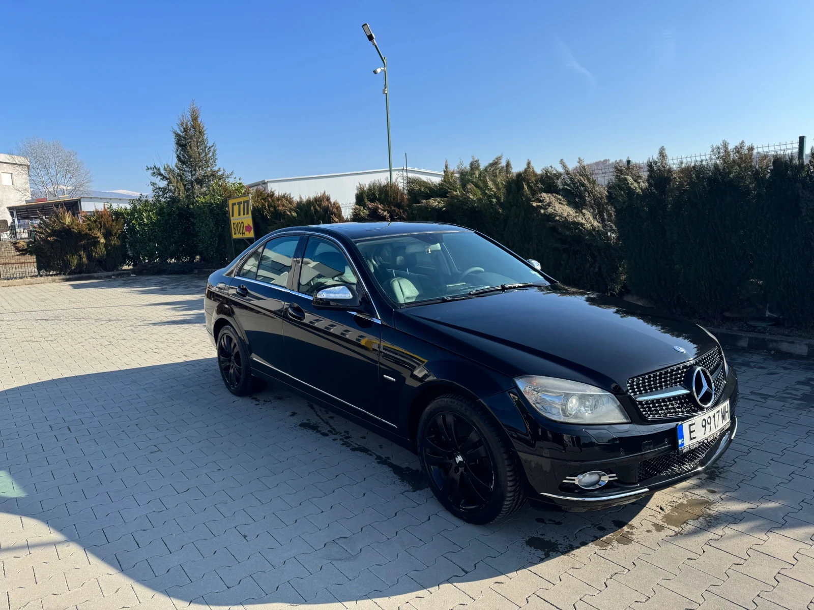 Mercedes-Benz C 350  - изображение 2