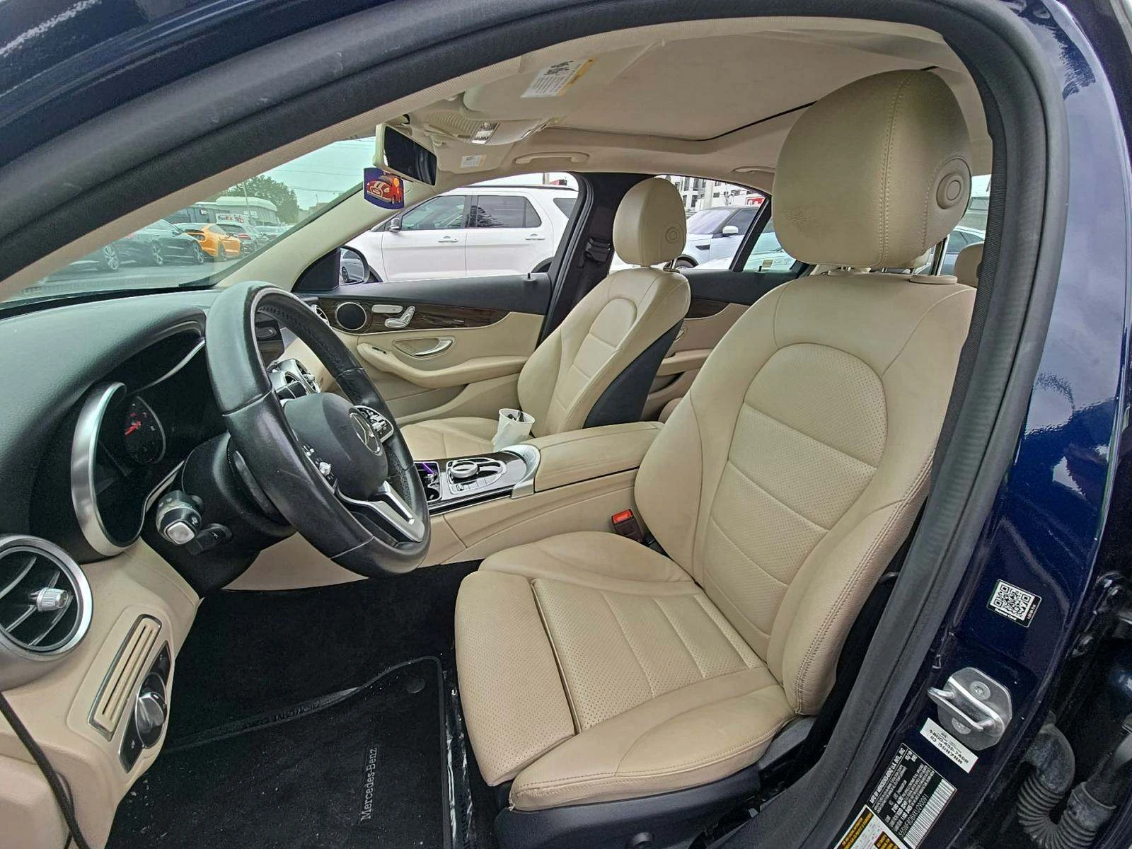 Mercedes-Benz C 300 CARFAX* ОПЦИЯ ЗА ФИНАНСИРАНЕ*  - изображение 5