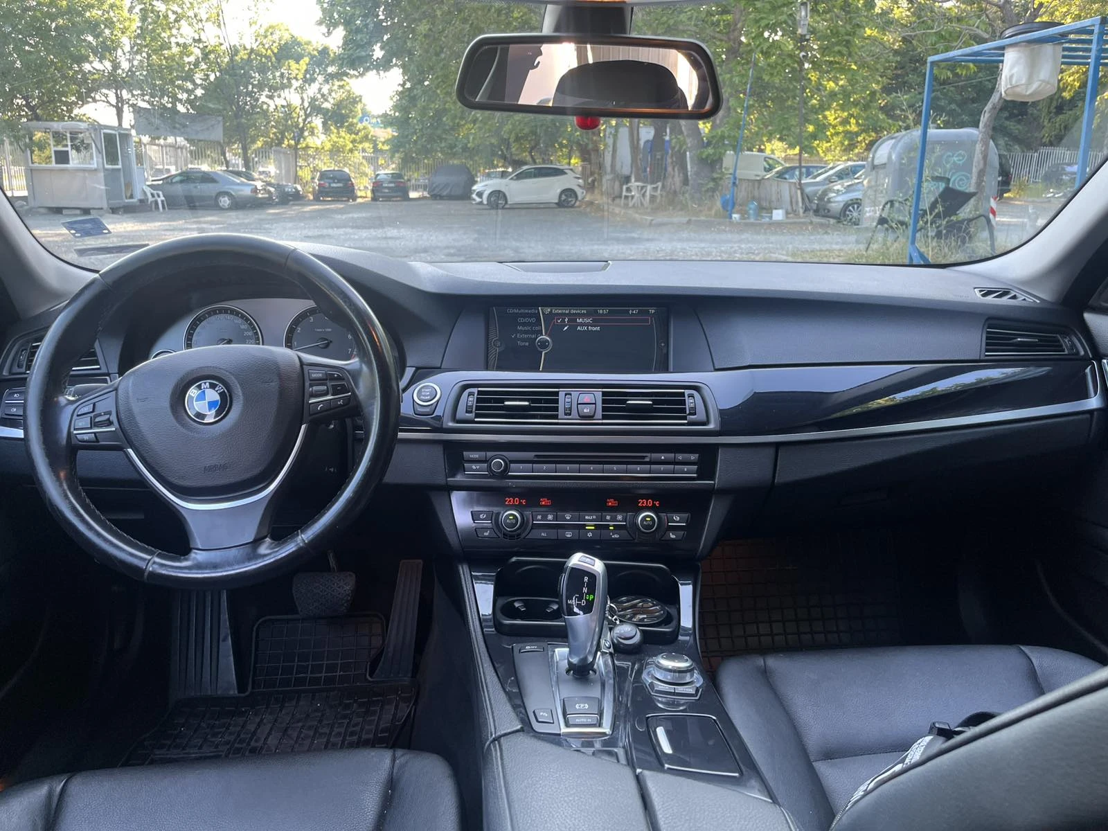 BMW 523  - изображение 6