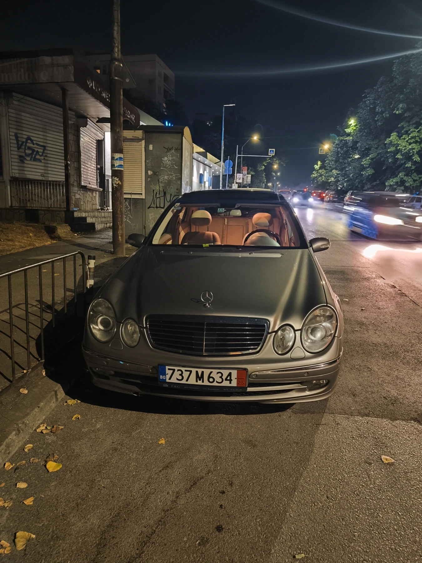 Mercedes-Benz E 320  - изображение 8