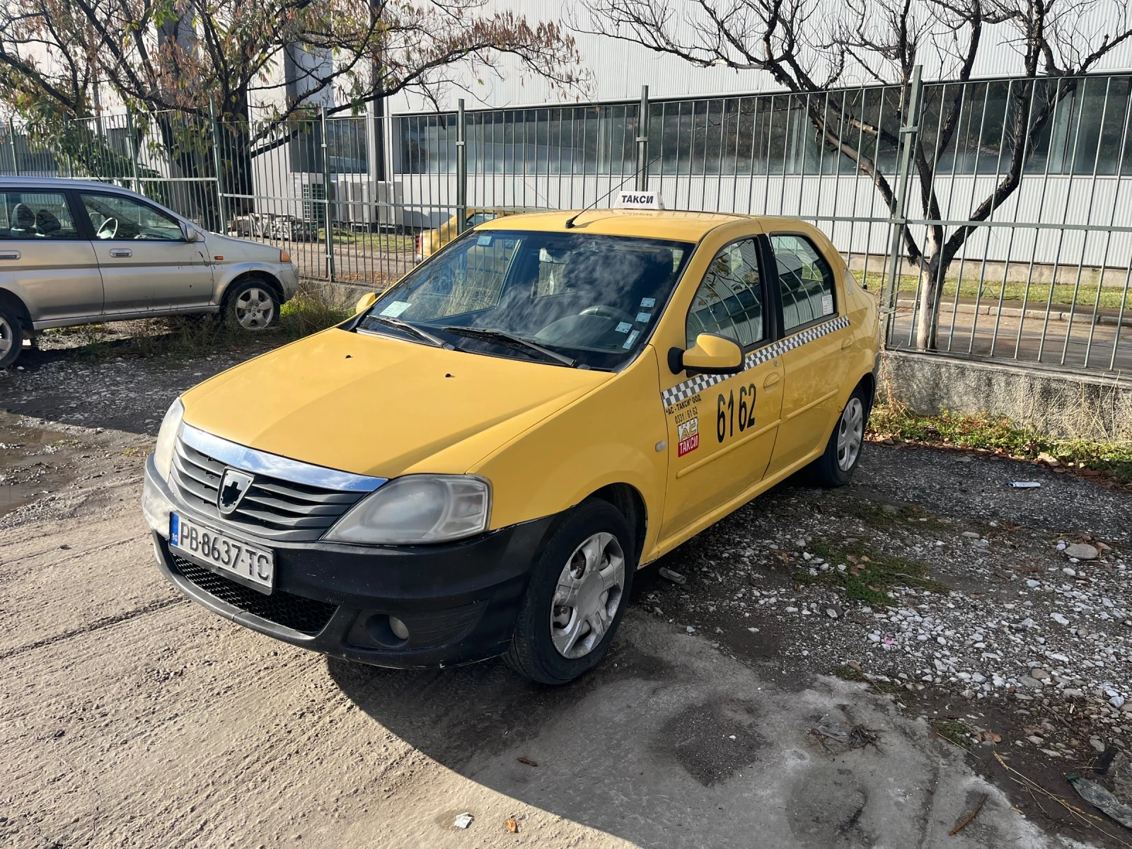 Dacia Logan 1.6 | Mobile.bg   1
