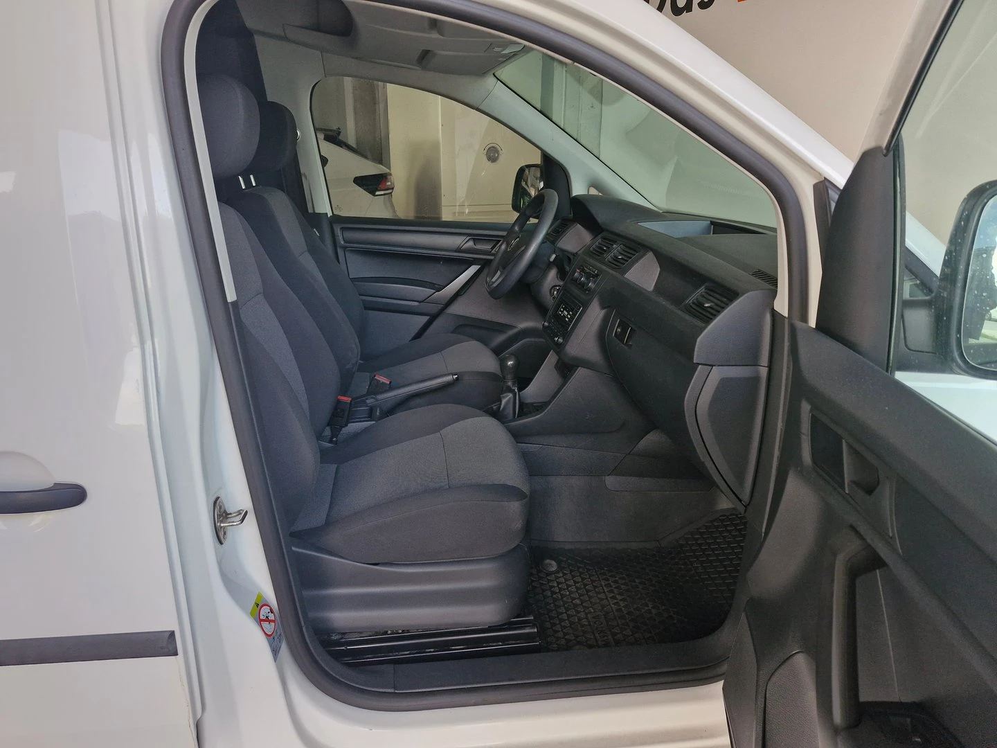 VW Caddy Kasten TDI BMT | Mobile.bg � ����������� 9