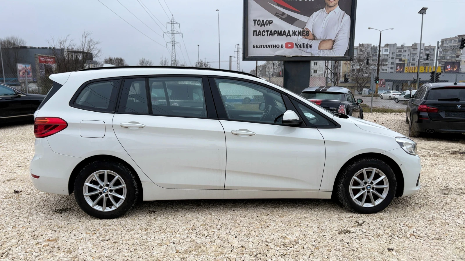 BMW 218, снимка 3 - Автомобили и джипове - 53744996