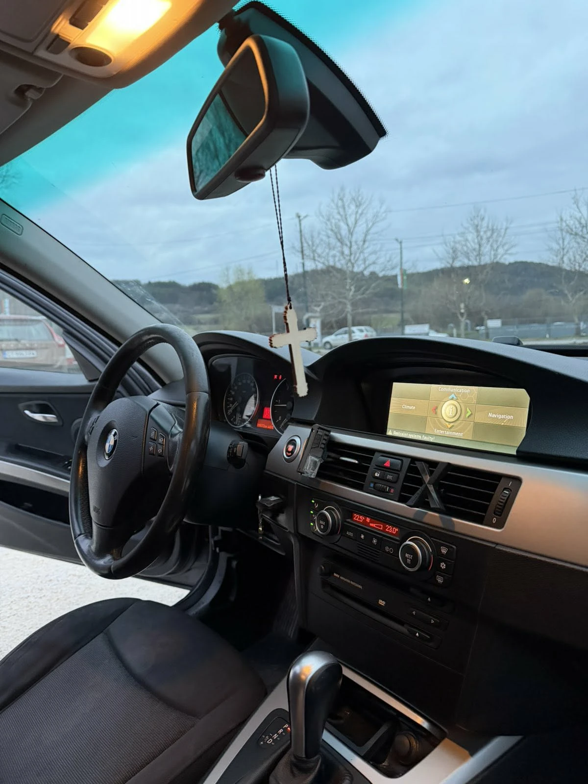 BMW 320 NAVI M PACK, снимка 7 - Автомобили и джипове - 54195894