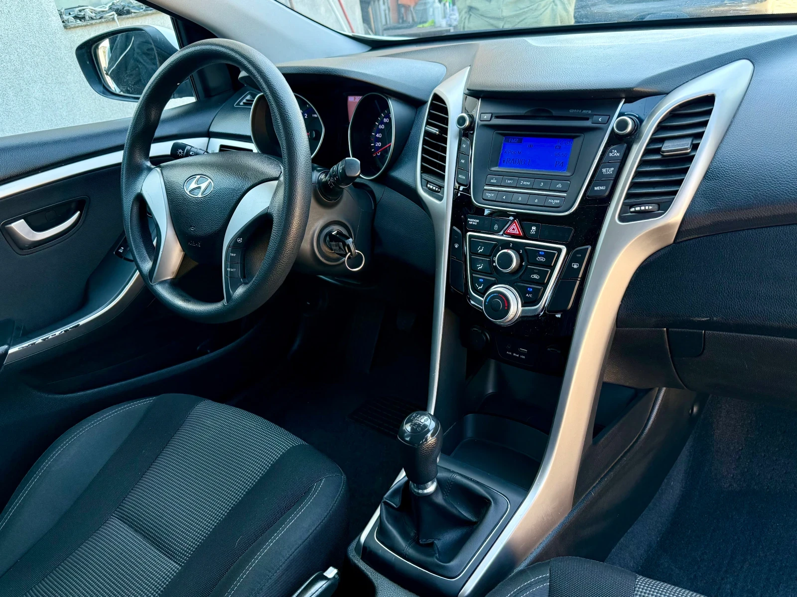 Hyundai I30 1.6CRDI-FACE-2016�-����� �������� ������� | Mobile.bg � ����������� 13
