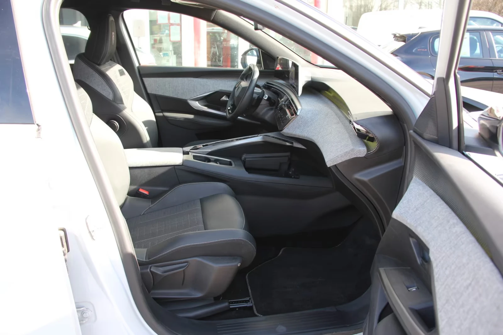 Peugeot 5008 GT/MHEV 145HP/7SEATS/CAM/NAVI/221h | Mobile.bg � ����������� 15