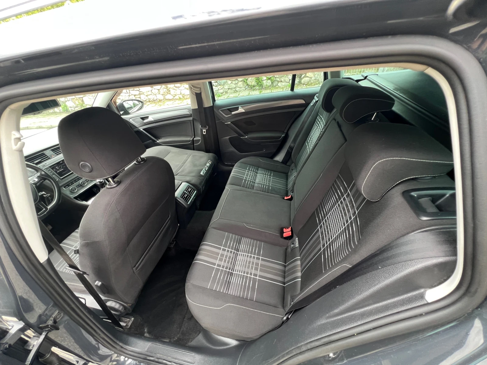 VW Golf, снимка 5 - Автомобили и джипове - 54662693