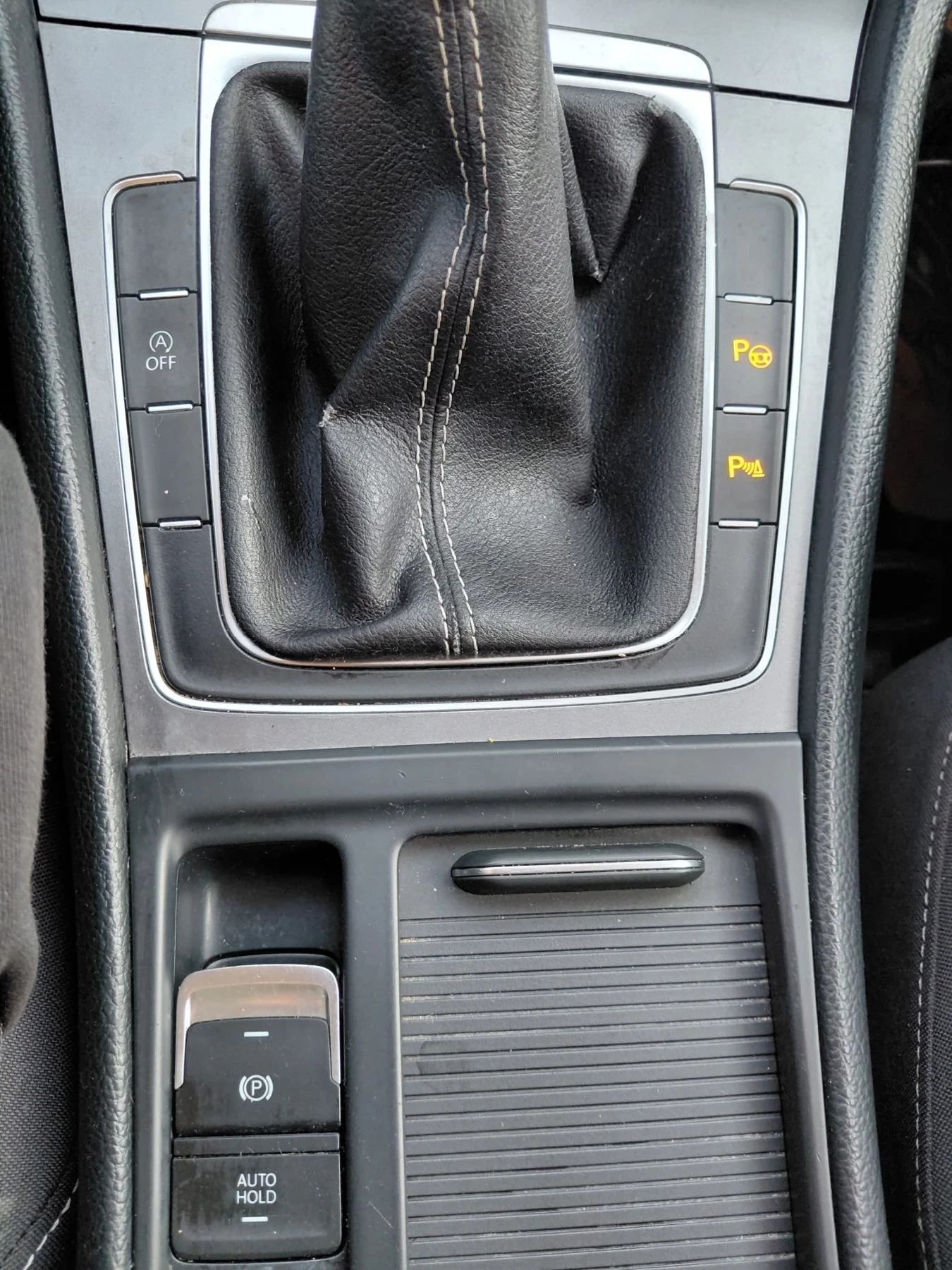 VW Golf, снимка 11 - Автомобили и джипове - 54662693