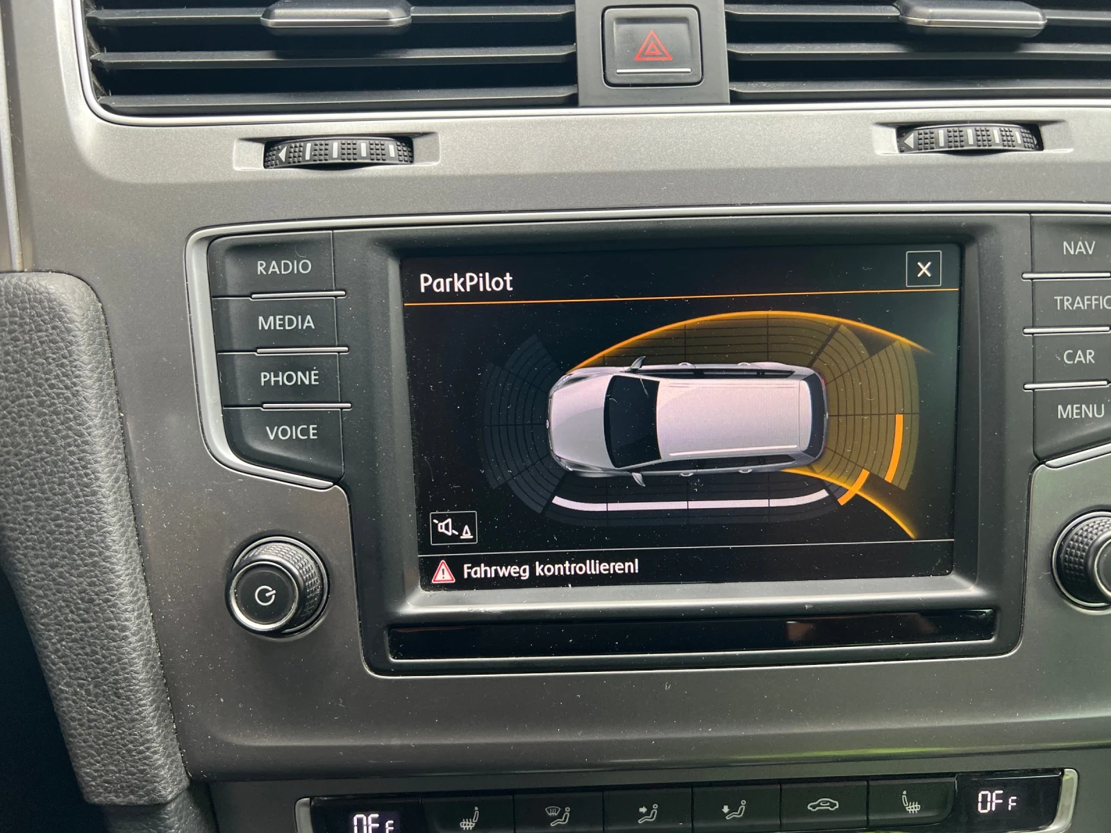 VW Golf, снимка 9 - Автомобили и джипове - 54662693