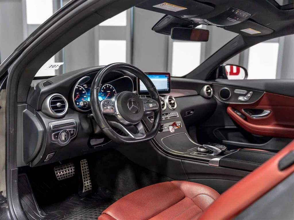 Mercedes-Benz C 300 AMG NIGHT PAKAGE| DIGITAL DASH| Подгрев| BLIND SPO, снимка 5 - Автомобили и джипове - 54876357
