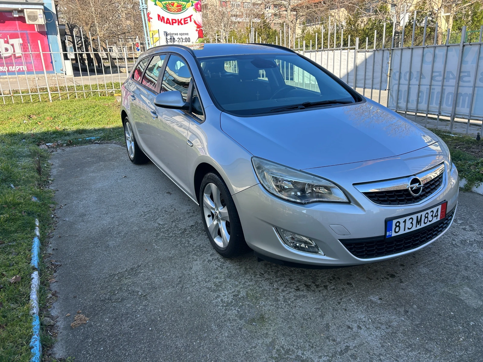 Opel Astra 1.4 БЕНЗИН 101 к.с., снимка 2 - Автомобили и джипове - 54960663