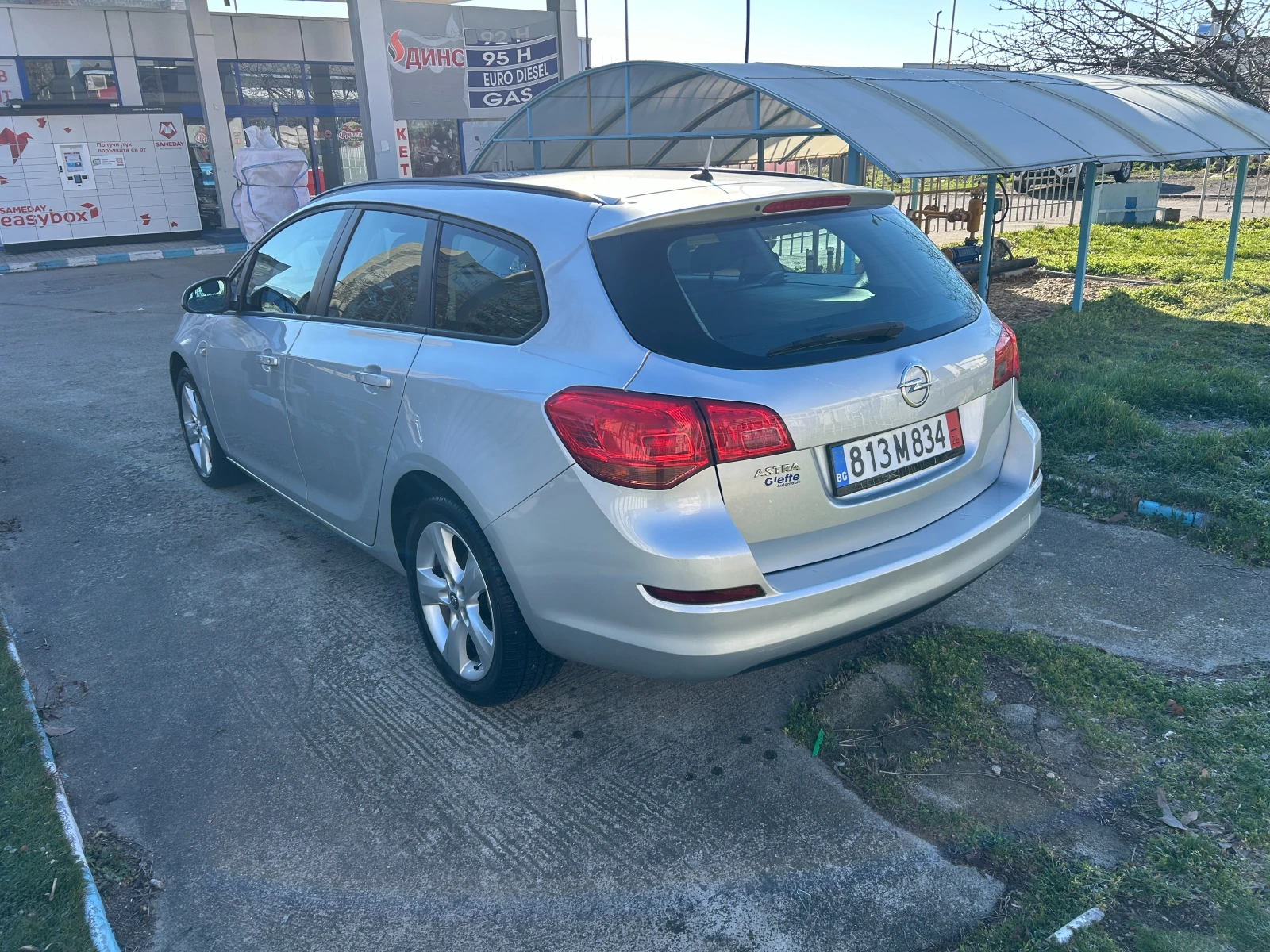 Opel Astra 1.4 БЕНЗИН 101 к.с., снимка 6 - Автомобили и джипове - 54960663