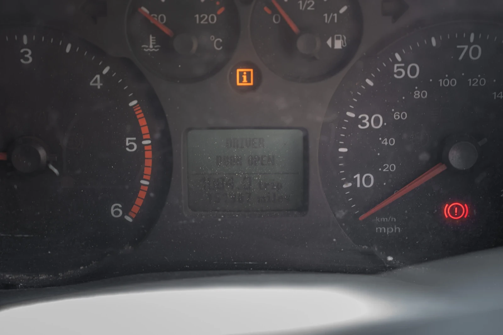 Ford Transit Custom 2.2 Diesel, снимка 10 - Автомобили и джипове - 55900011