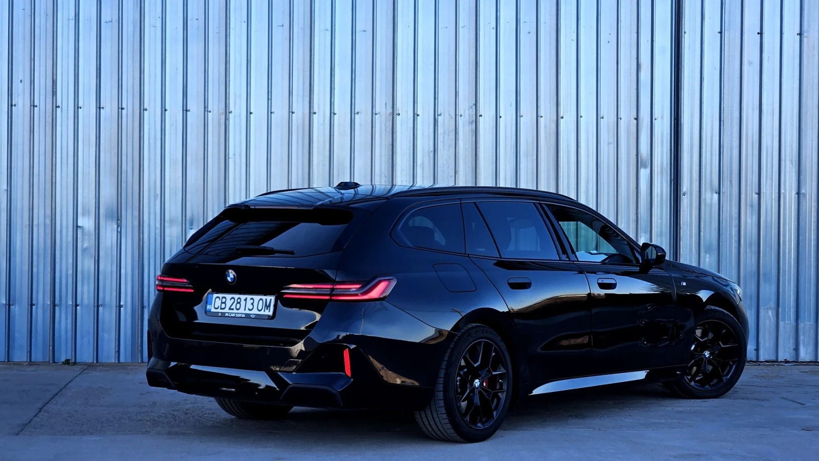 BMW 520 M-Prformance, Head Up, 360 Камера , снимка 3 - Автомобили и джипове - 56350476