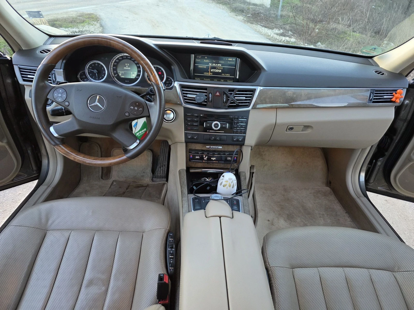 Mercedes-Benz E 350 265 к.с., 4matic, снимка 13 - Автомобили и джипове - 56376896