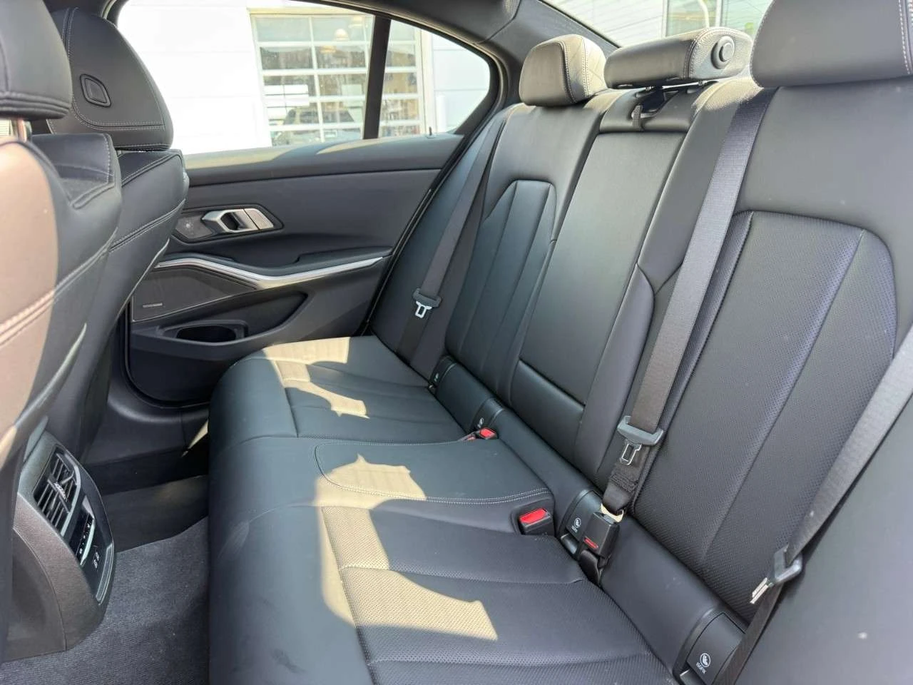 BMW 330 330i Xdrive | PREMIUM PACKAGE | M SPORT | M SPORT  | Mobile.bg � ����������� 8