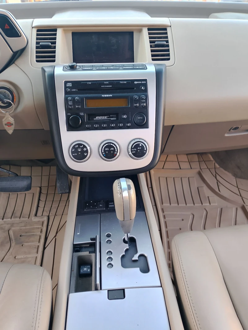 Nissan Murano, снимка 9 - Автомобили и джипове - 48628015