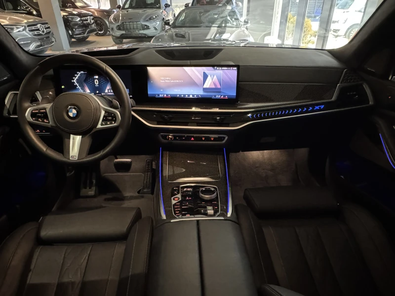 BMW X7 40d M , снимка 13 - Автомобили и джипове - 49388494