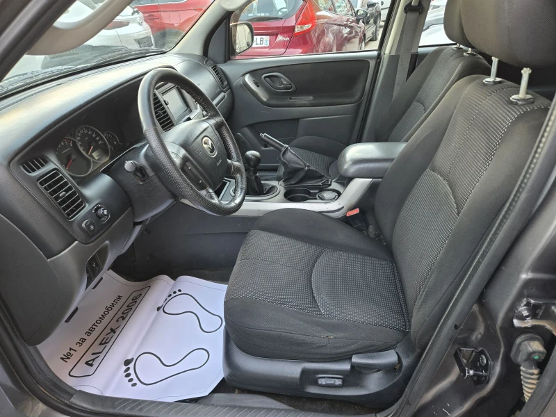 Mazda Tribute, снимка 5 - Автомобили и джипове - 49451880