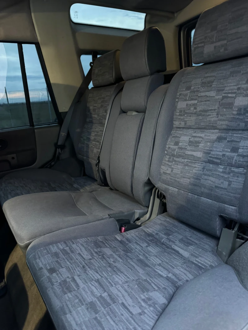 Land Rover Discovery 2.5 TD TOP, снимка 15 - Автомобили и джипове - 52458880