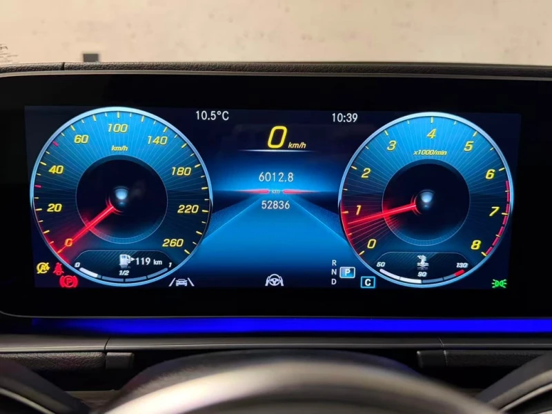 Mercedes-Benz GLE * 350 * CARFAX * БЕЗ ПЪРВОНАЧАЛНА ВНОСКА, снимка 8 - Автомобили и джипове - 52835236