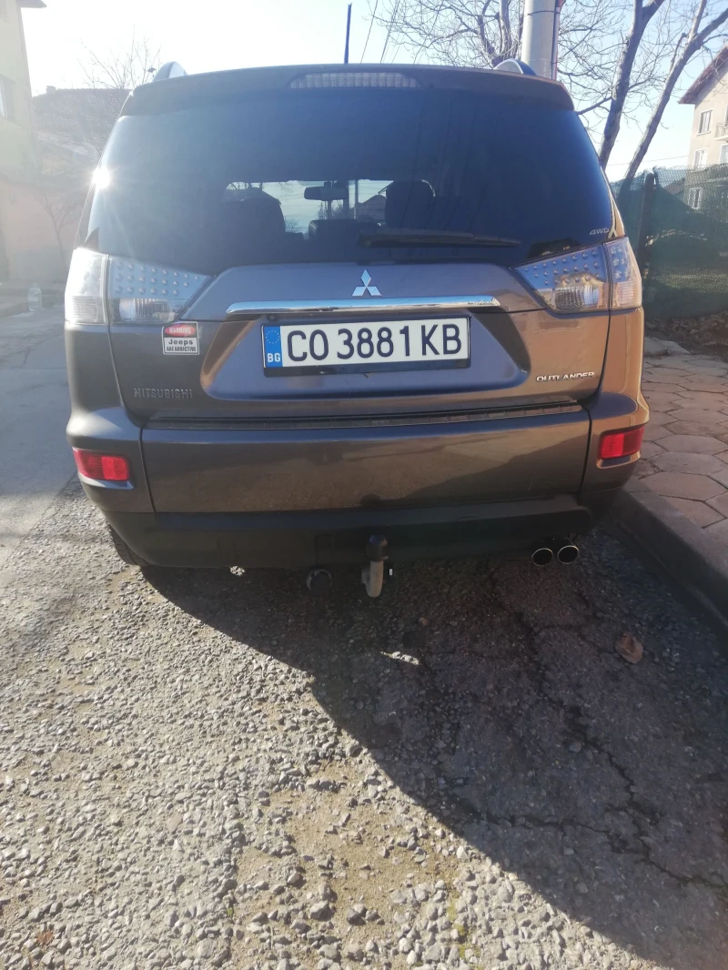 Mitsubishi Outlander 2.0 DIESEL УНИКАТ, снимка 13 - Автомобили и джипове - 53131856