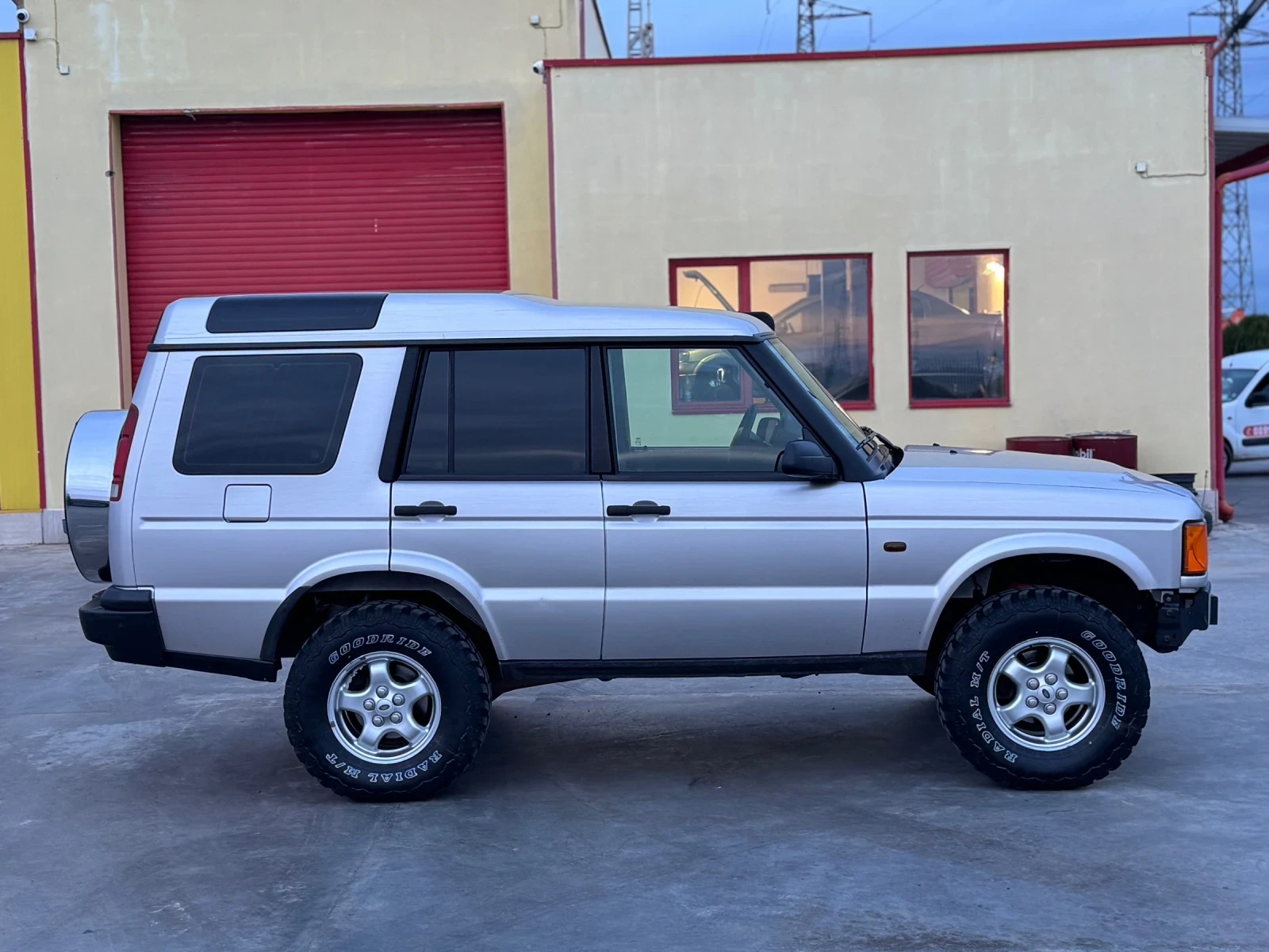 Land Rover Discovery 2.5 TD TOP - изображение 3