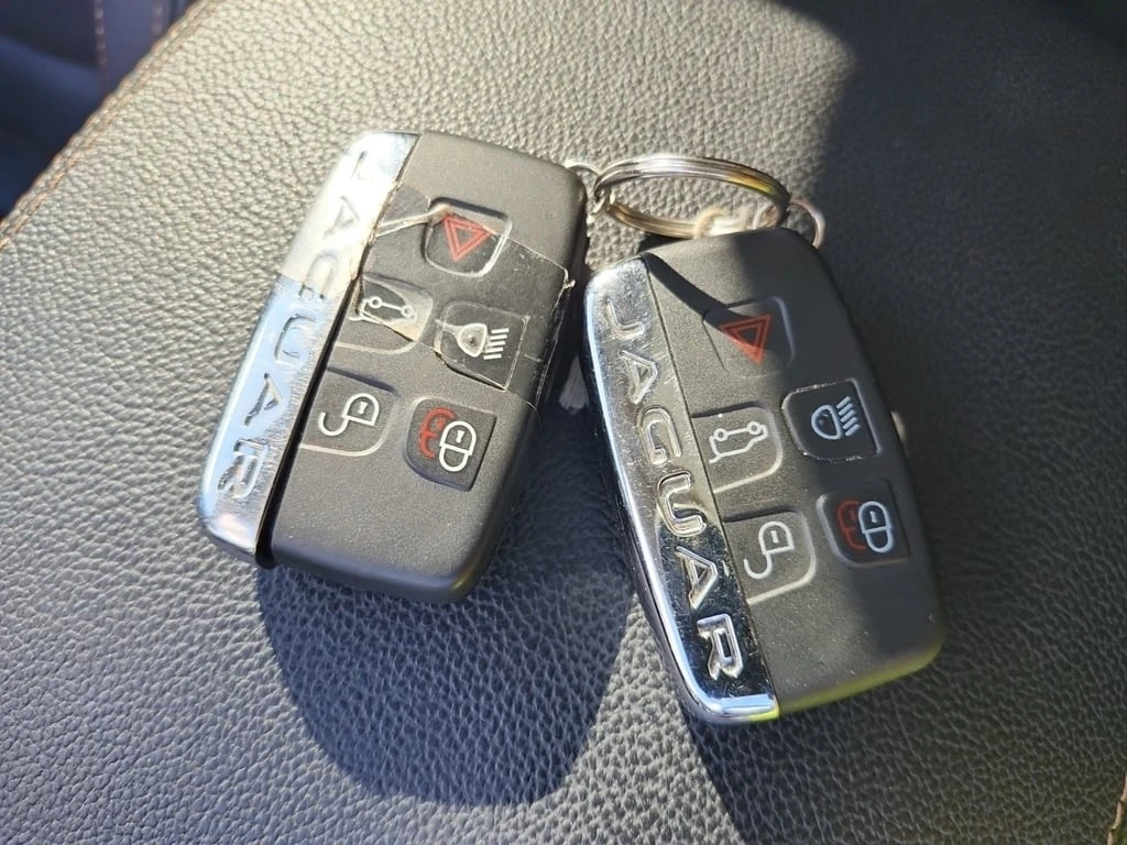 Jaguar F-PACE * PRESTIGE * CARFAX *  | Mobile.bg   8