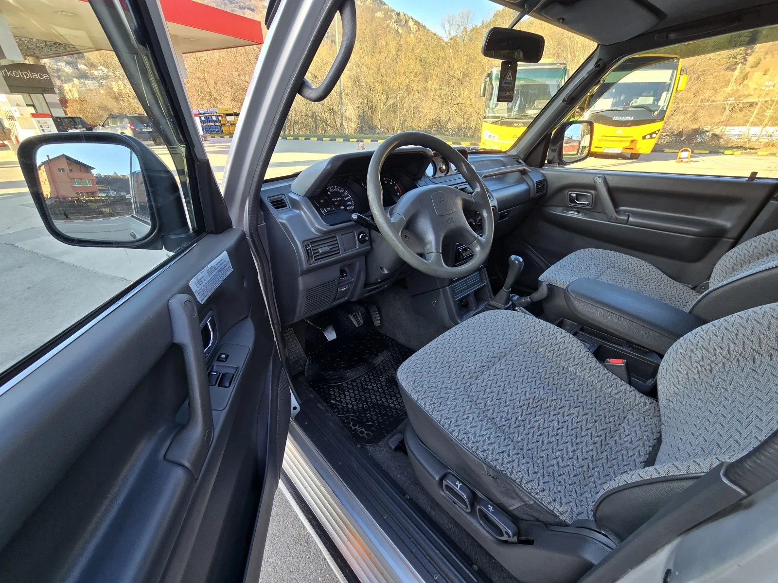 Mitsubishi Pajero ������ ���� ���������� ���� ������ | Mobile.bg � ����������� 12