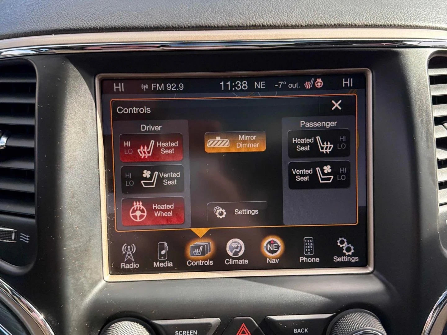 Jeep Grand cherokee SUMMIT* Distronic* Обдух* Подгрев, снимка 11 - Автомобили и джипове - 53853243