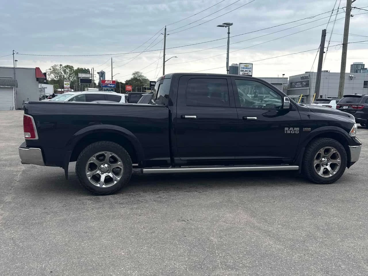 Dodge RAM 1500 * Laramie * АВТОКРЕДИТ БЕЗ ПЪРВОНАЧАЛНА ВНОСКА* , снимка 3 - Автомобили и джипове - 54712717