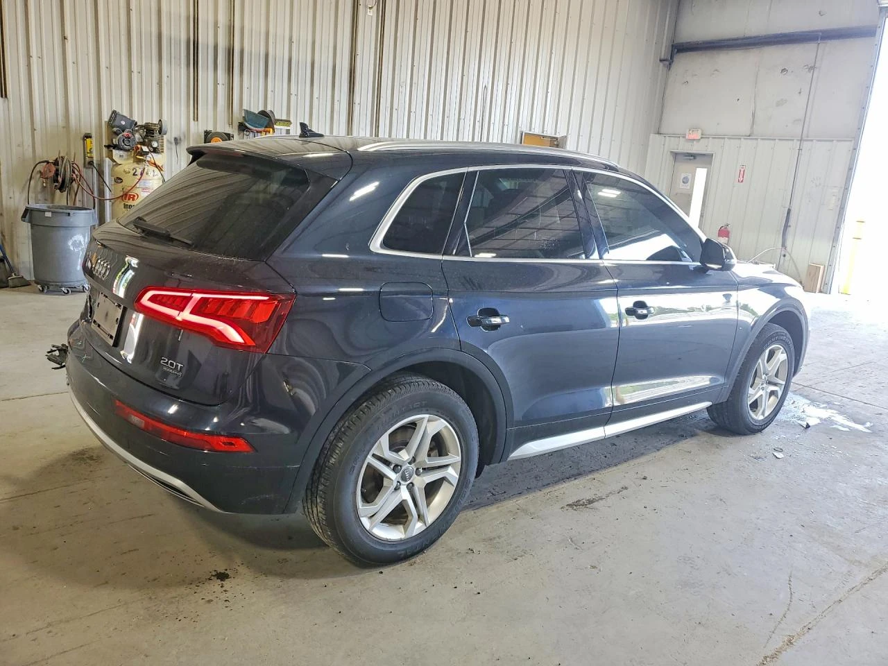 Audi Q5 2.0T QUATTRO* PREMIUM PLUS* DIGITAL* ПОДГРЕВ* , снимка 4 - Автомобили и джипове - 54855558
