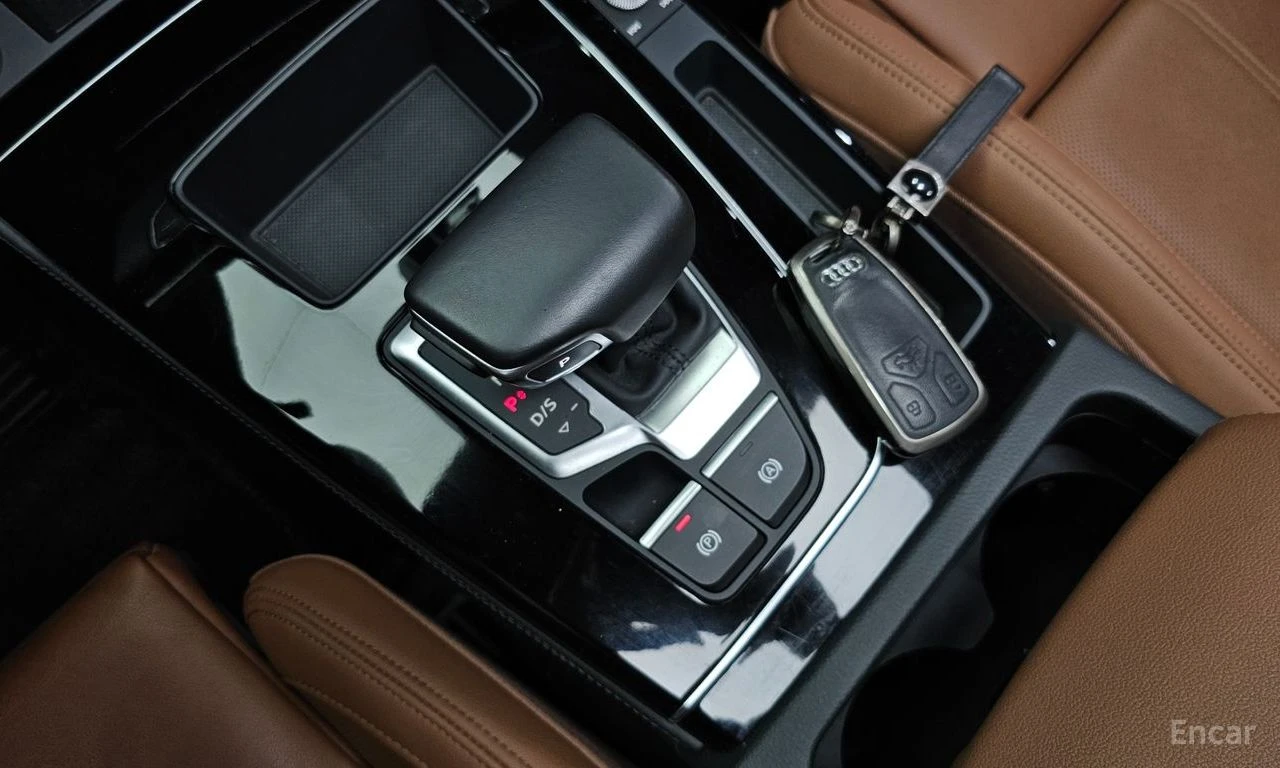 Audi Q5 * ФИКСИРАНА ЦЕНА ДО БЪЛГАРИЯ * АВТОКРЕДИТ, снимка 13 - Автомобили и джипове - 55421847