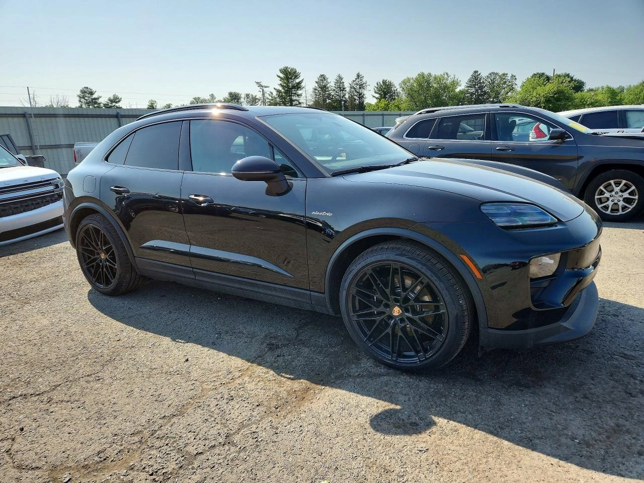 Porsche Macan 4S | AWD | DISTRONIC | COOLED SEATS, снимка 4 - Автомобили и джипове - 55715267