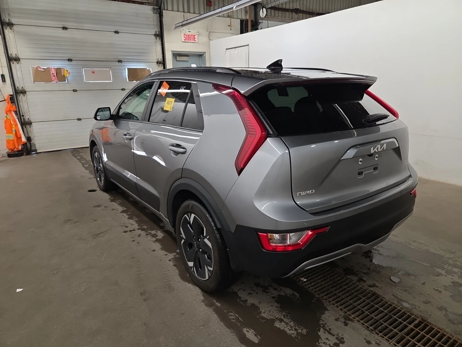 Kia Niro  Wind+ , снимка 6 - Автомобили и джипове - 55875438