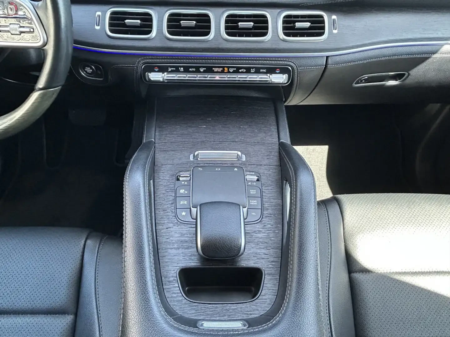 Mercedes-Benz GLE 350 4MATIC AMG LINE * КРАЙНА ЦЕНА* FULL MAX, снимка 13 - Автомобили и джипове - 55964123