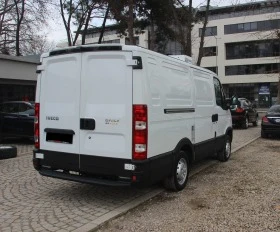 Iveco Daily 2.3 AUTOMATIC  ХЛАДИЛНО   ВЪЗДУШНИ ВЪЗГЛАВНИЦИ , снимка 5