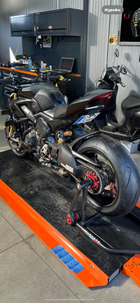 Ducati Streetfighter V4S | Mobile.bg   10