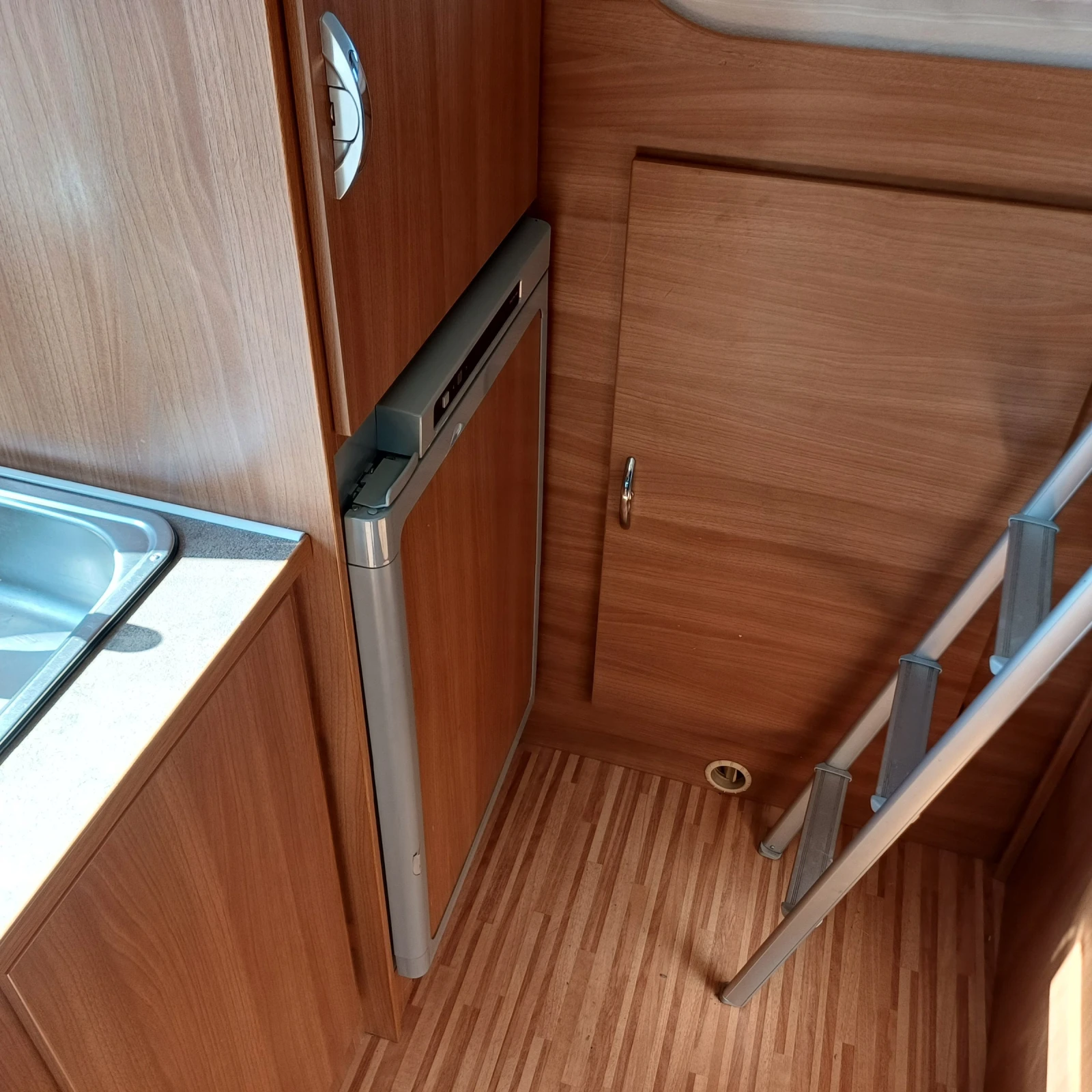 ������ XGO | Mobile.bg � ����������� 13