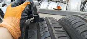 Гуми Летни 235/45R17, снимка 4