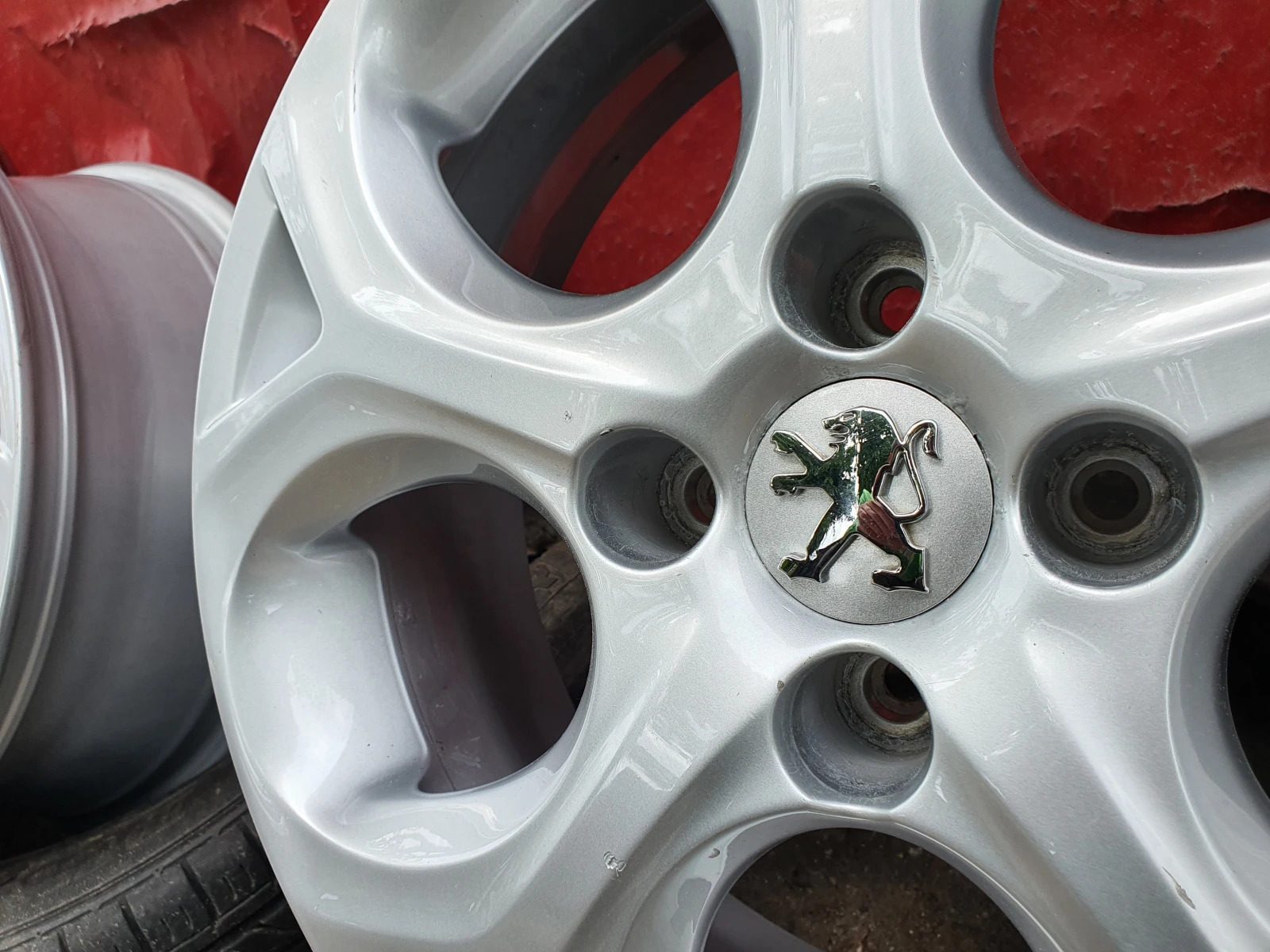 Джанти за Peugeot 208, снимка 6 - Гуми и джанти - 54546534
